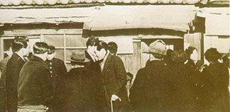 Hyo-won Eu med stokk