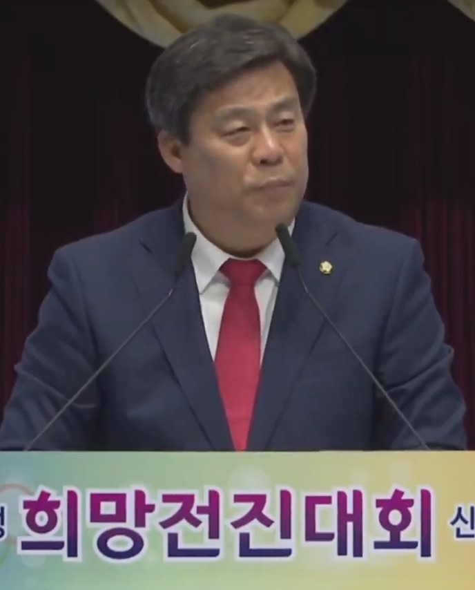 Seouls borgermester Park Won-soon på talerstolen 17. mai 2019 i Kintex messesenter utenfor Seoul. Foto fra skjermdump